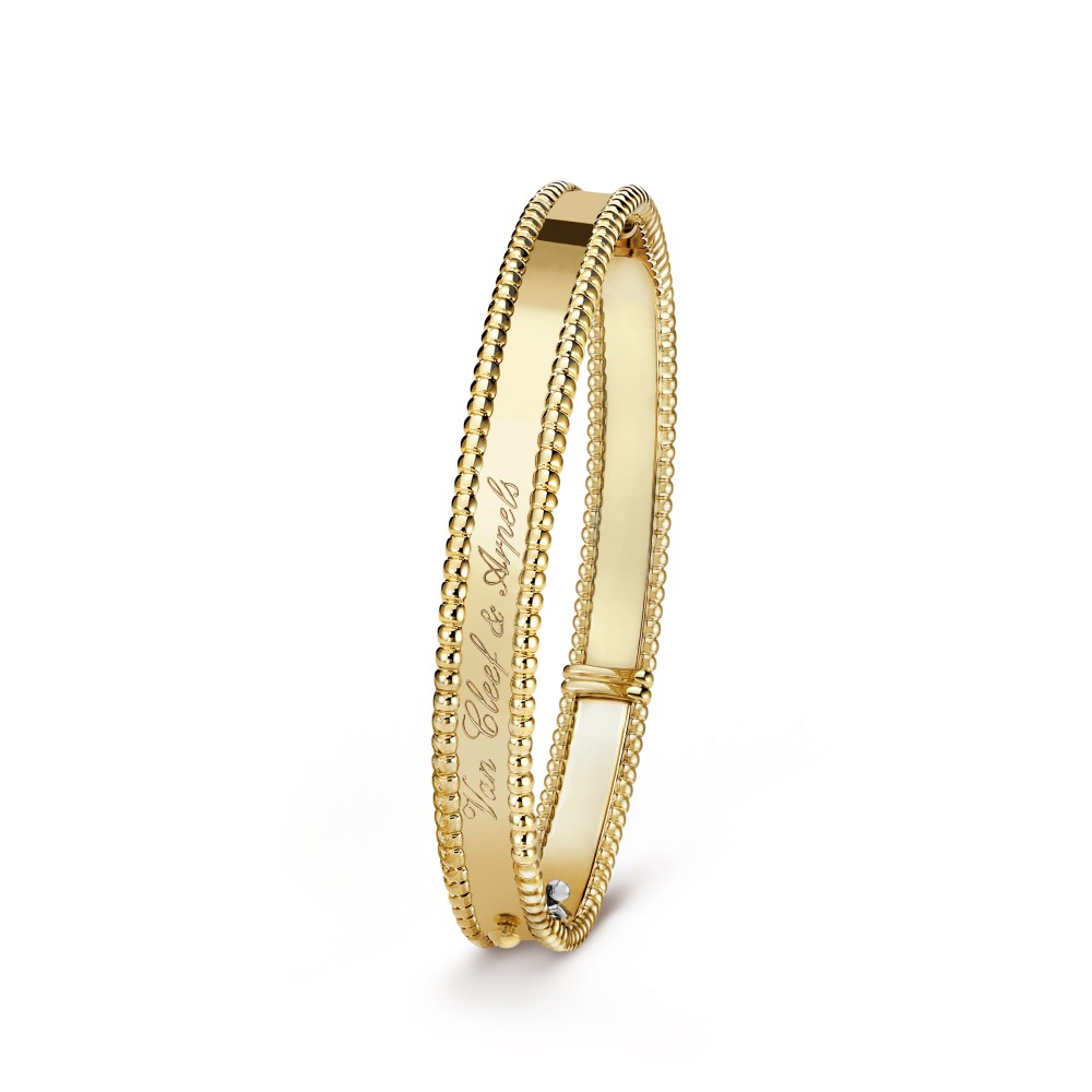 Perlée signature 17cm bracelet medium model  Yellow gold