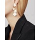 Magic Alhambra earrings 4 motifs Mother-of-pearl Yellow gold