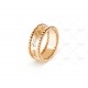 Perlée signature ring Yellow gold