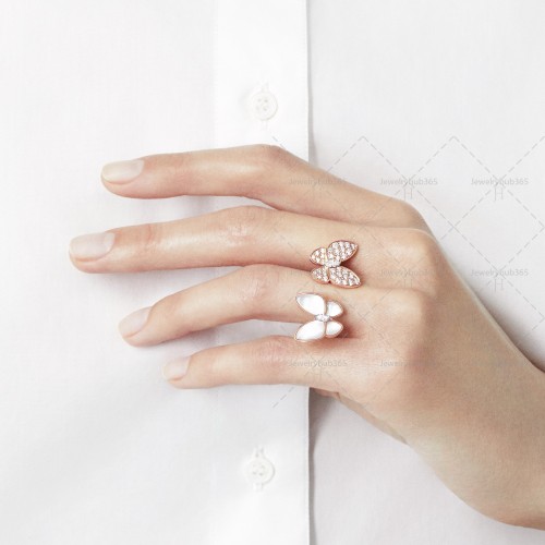 Two Butterfly Between the Finger ring Diamond Mother-of-pearl Rose gold